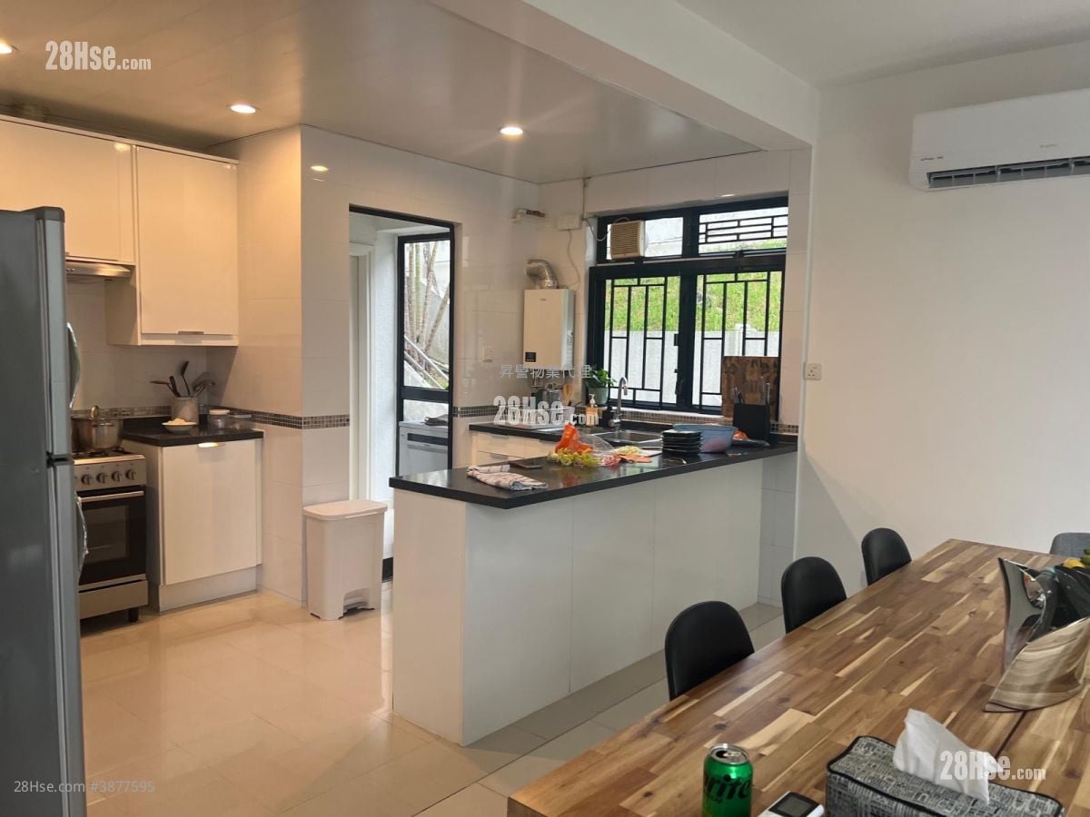 Floral Villas Rental 3 Bedrooms , 3 Bathrooms 1,692 ft²