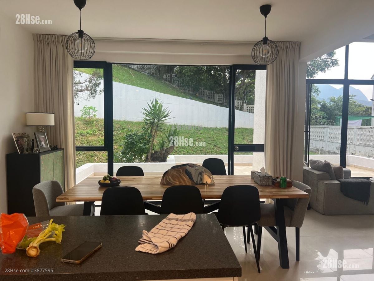 Floral Villas Rental 3 Bedrooms , 3 Bathrooms 1,692 ft²