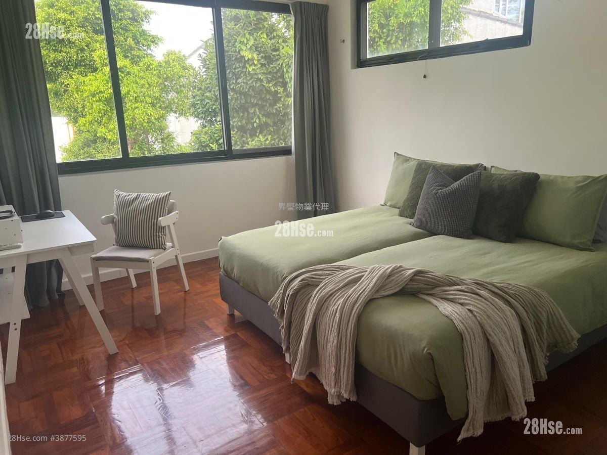 Floral Villas Rental 3 Bedrooms , 3 Bathrooms 1,692 ft²