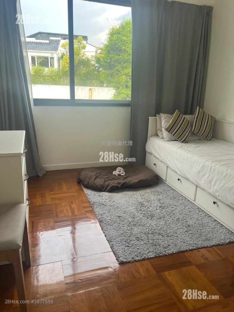 Floral Villas Rental 3 Bedrooms , 3 Bathrooms 1,692 ft²