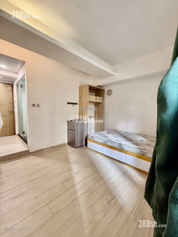 Apartment Rental Studio , 1 Bathroom 180 ft²