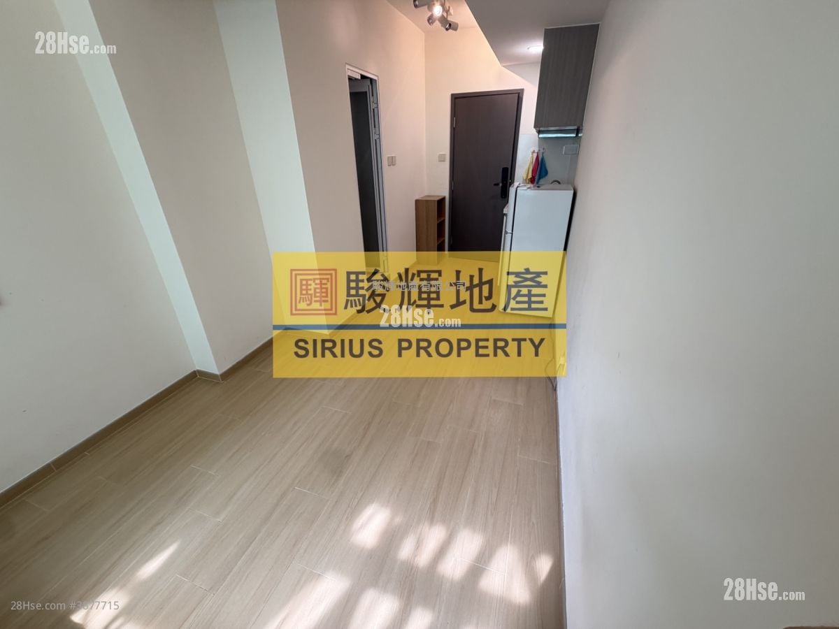 Hong Lok Mansion Rental 180 ft²