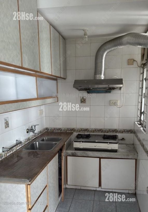 Metropolis Plaza Sell 3 Bedrooms 549 ft²