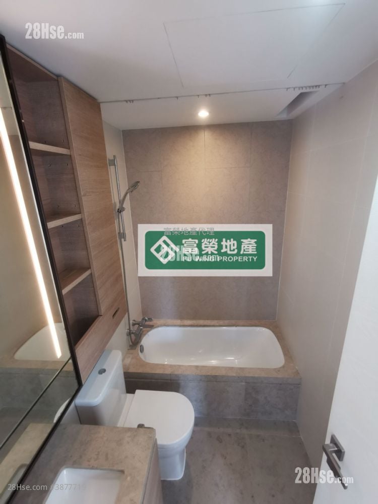 Skypark Sell 2 Bedrooms , 1 Bathroom 592 ft²