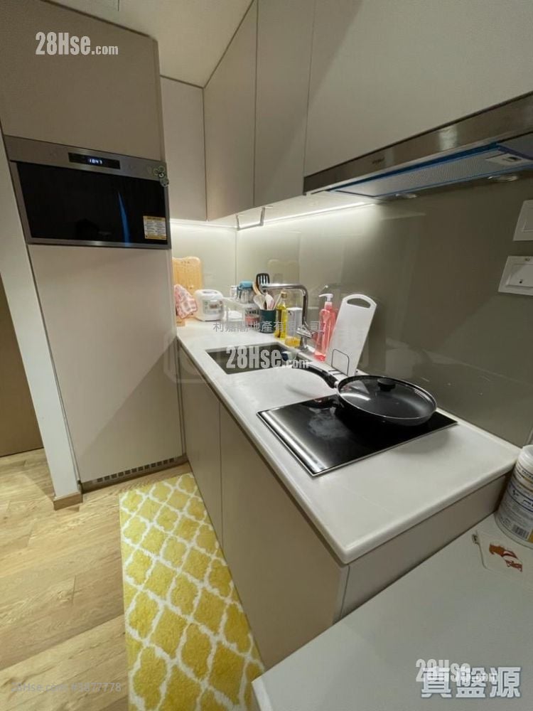 The Astro Rental 1 Bedroom , 1 Bathroom 238 ft²