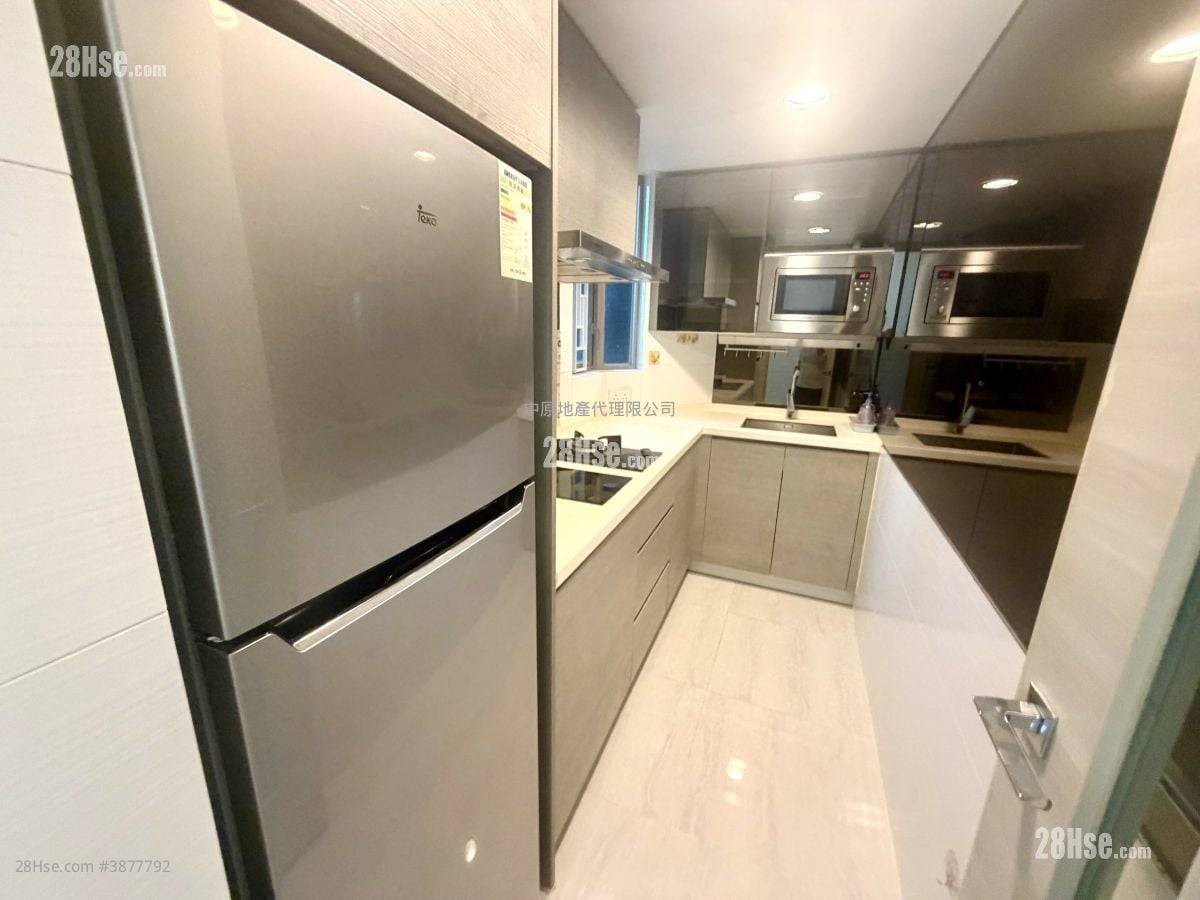 Yuccie Square Sell 2 Bedrooms , 1 Bathroom 430 ft²