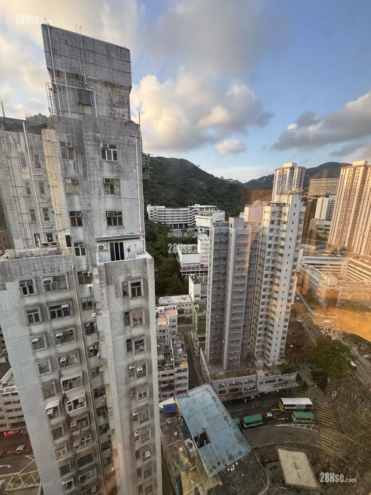 利港中心 租盘 2 房 446 平方尺