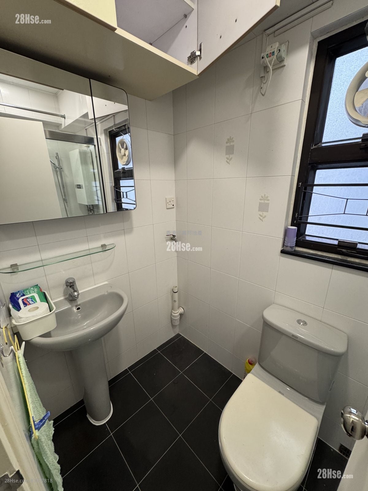 Comfort Centre Rental 3 Bedrooms , 1 Bathroom 511 ft²