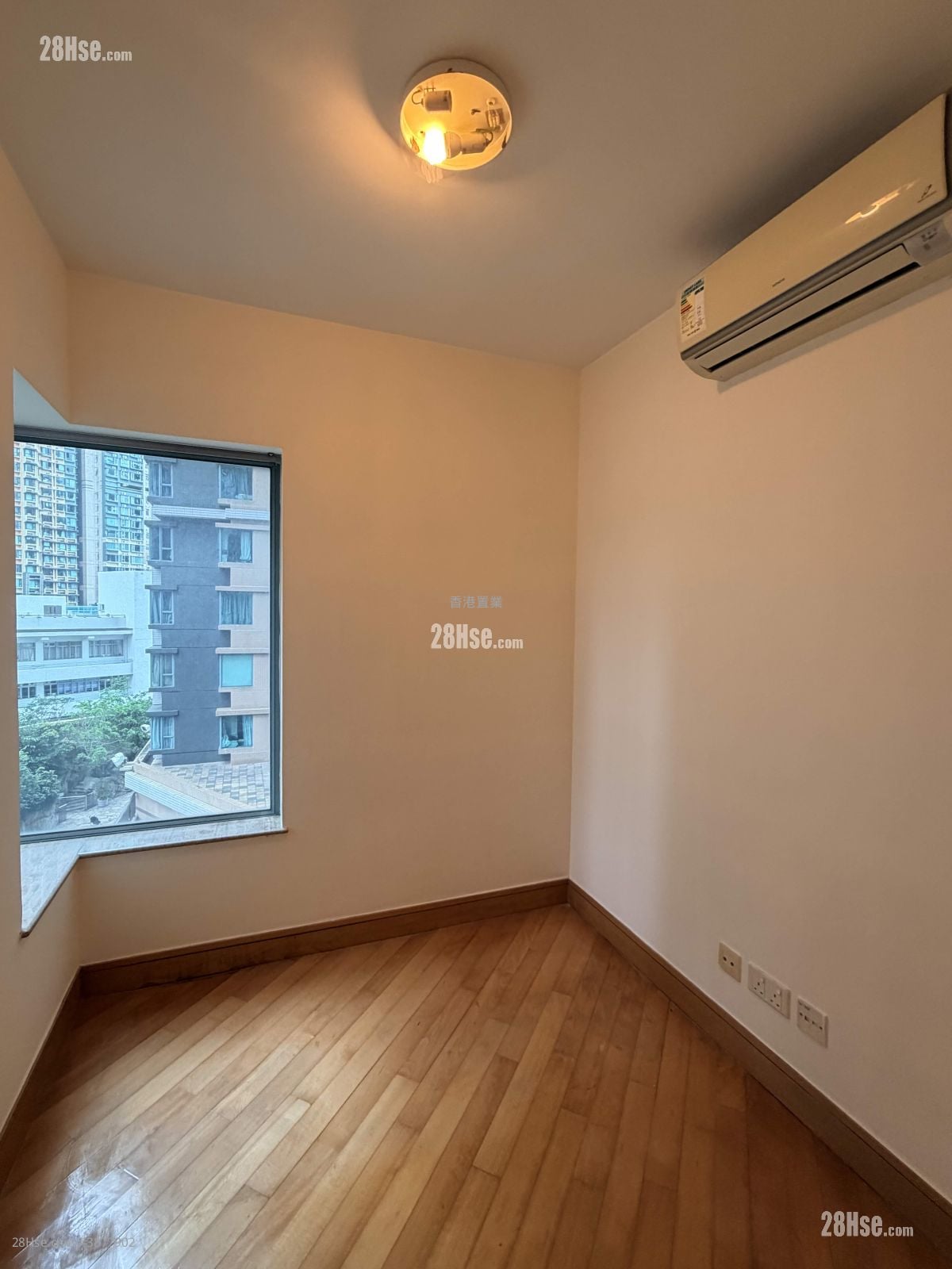 Aquamarine Rental 2 Bedrooms , 1 Bathroom 494 ft²