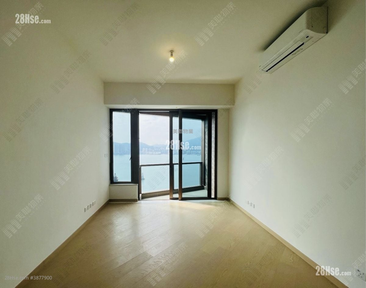 Lp10 Sell 4 Bedrooms 1,205 ft²