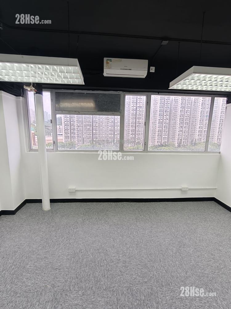 Liven House Rental 422 ft²
