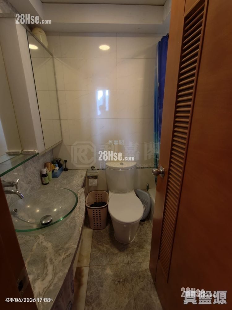 Noble Hill Sell 2 Bedrooms , 1 Bathroom 503 ft²