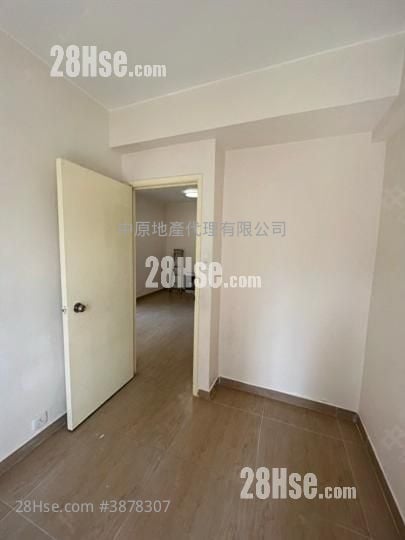 Tsing Yi Garden Rental 2 Bedrooms , 1 Bathroom 343 ft²