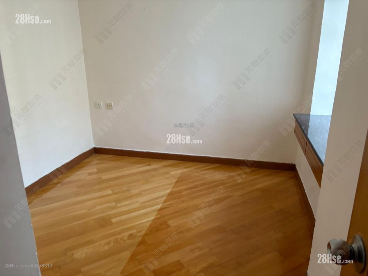 Sceneway Garden Sell 2 Bedrooms , 1 Bathroom 537 ft²