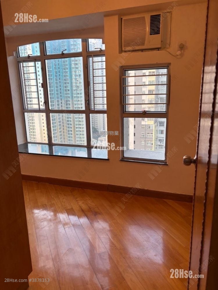 Sceneway Garden Sell 2 Bedrooms , 1 Bathroom 537 ft²