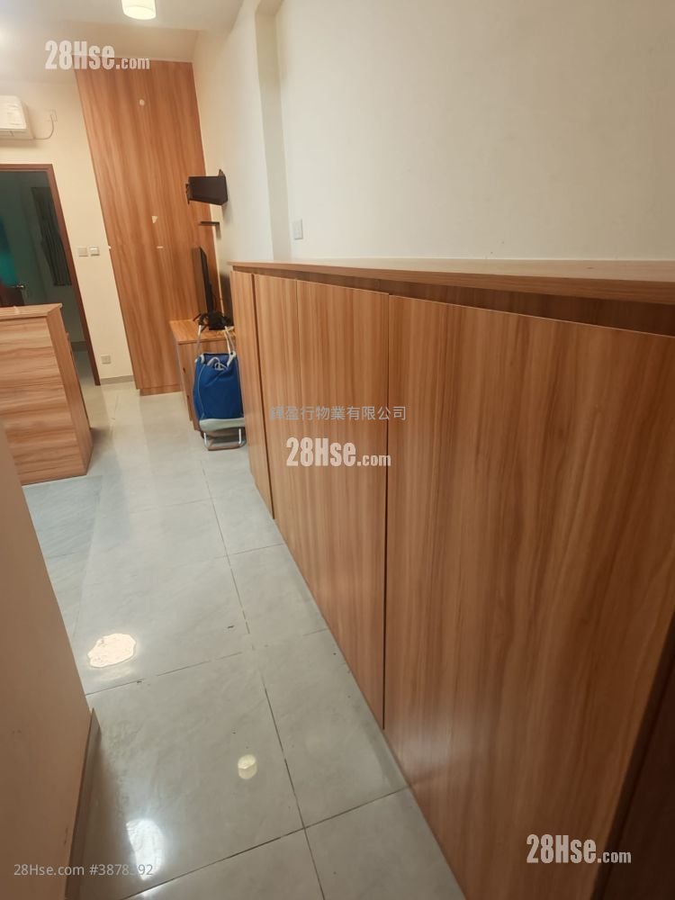 Hung Fuk Building Rental 2 Bedrooms , 1 Bathroom 446 ft²