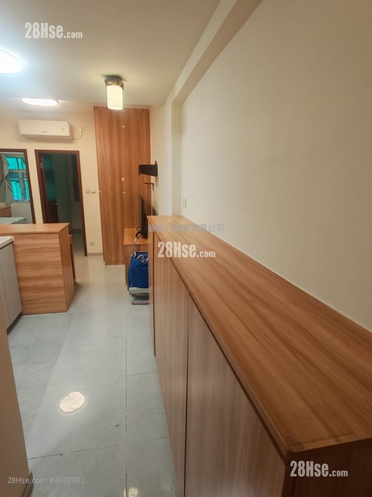 Hung Fuk Building Rental 2 Bedrooms , 1 Bathroom 446 ft²