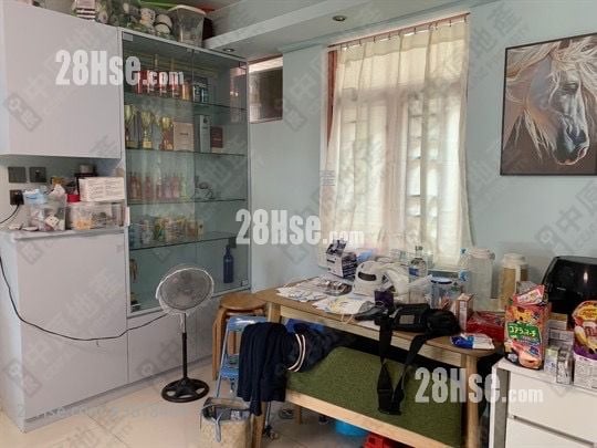 Greenpark Villa Sell 3 Bedrooms 716 ft²
