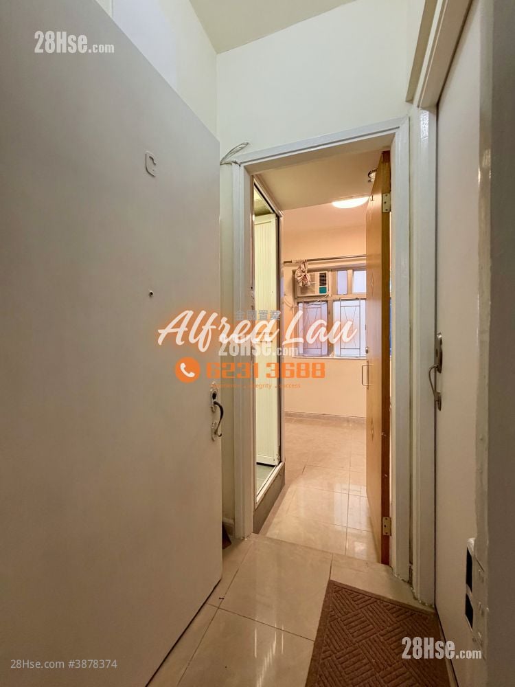 Kam Mong Building Rental 1 Bedroom , 1 Bathroom 165 ft²