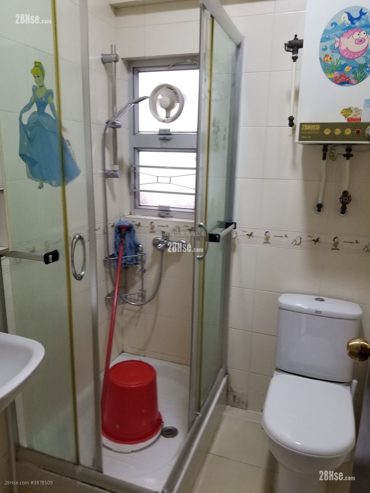 Bo Fung Gardens Rental 3 Bedrooms , 2 Bathrooms 822 ft²