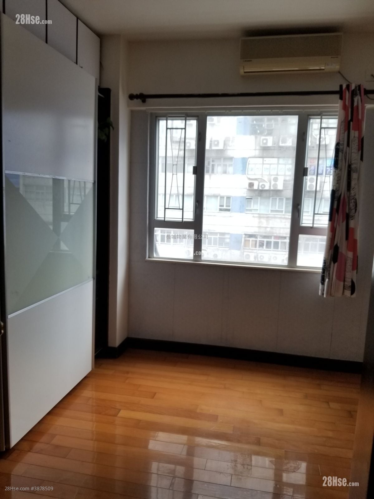 Bo Fung Gardens Rental 3 Bedrooms , 2 Bathrooms 822 ft²
