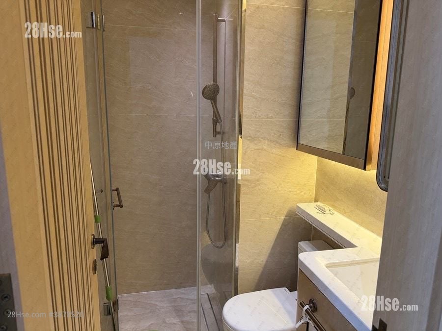 One East Coast Rental 275 ft²