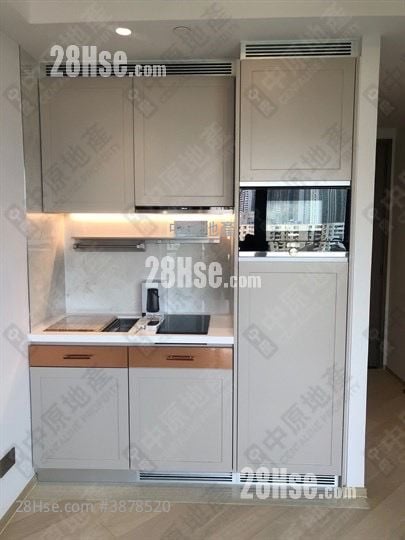 One East Coast Rental 275 ft²