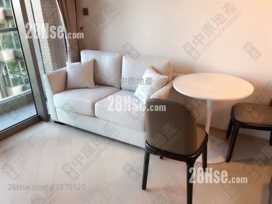 One East Coast Rental 275 ft²
