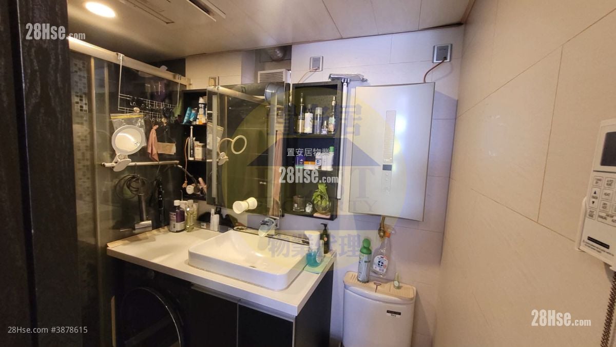 Sun Tuen Mun Centre Sell 2 Bedrooms , 1 Bathroom 455 ft²