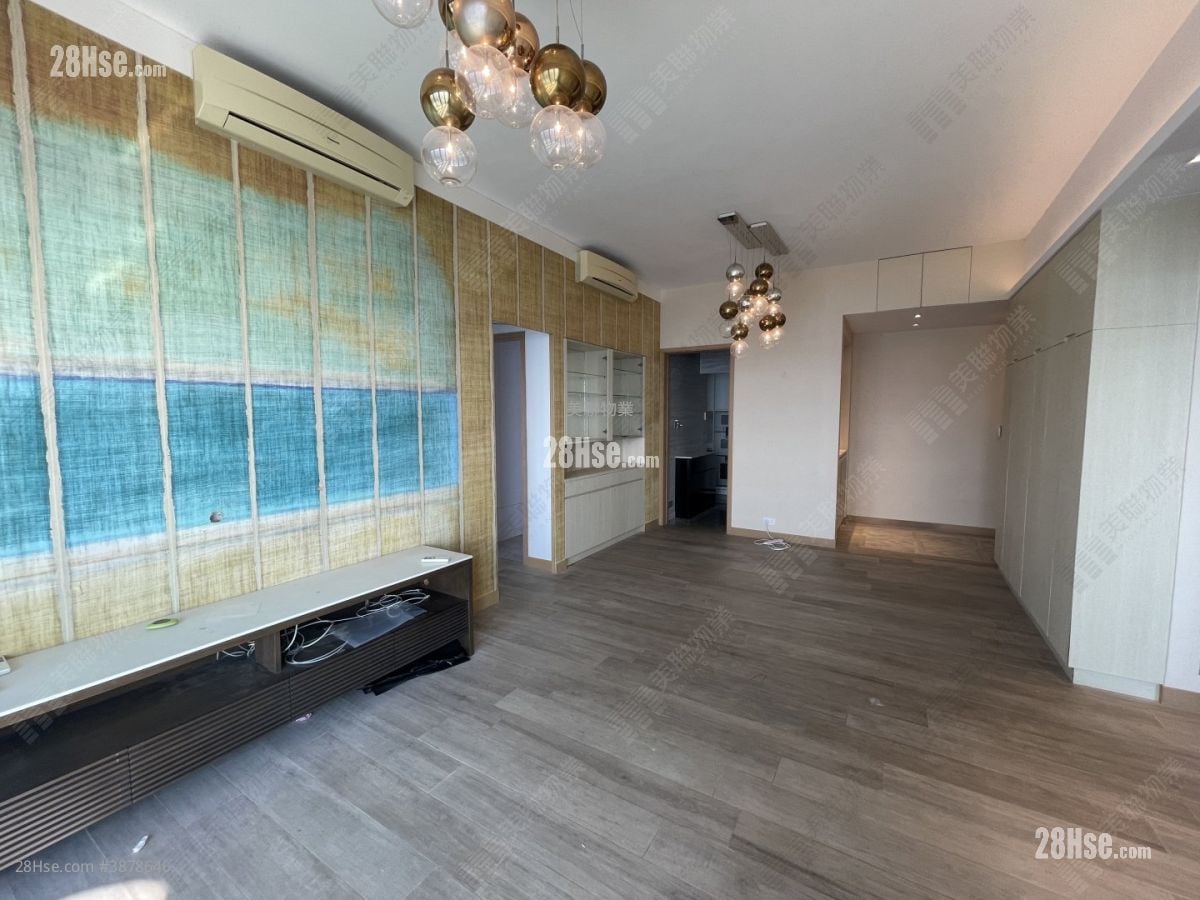 Upton Rental 1,694 ft²