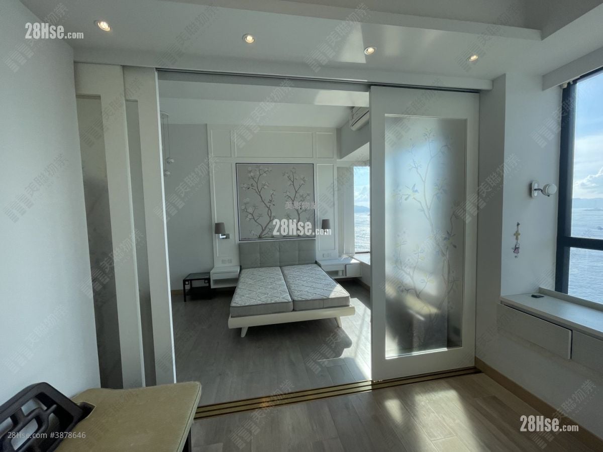 Upton Rental 1,694 ft²
