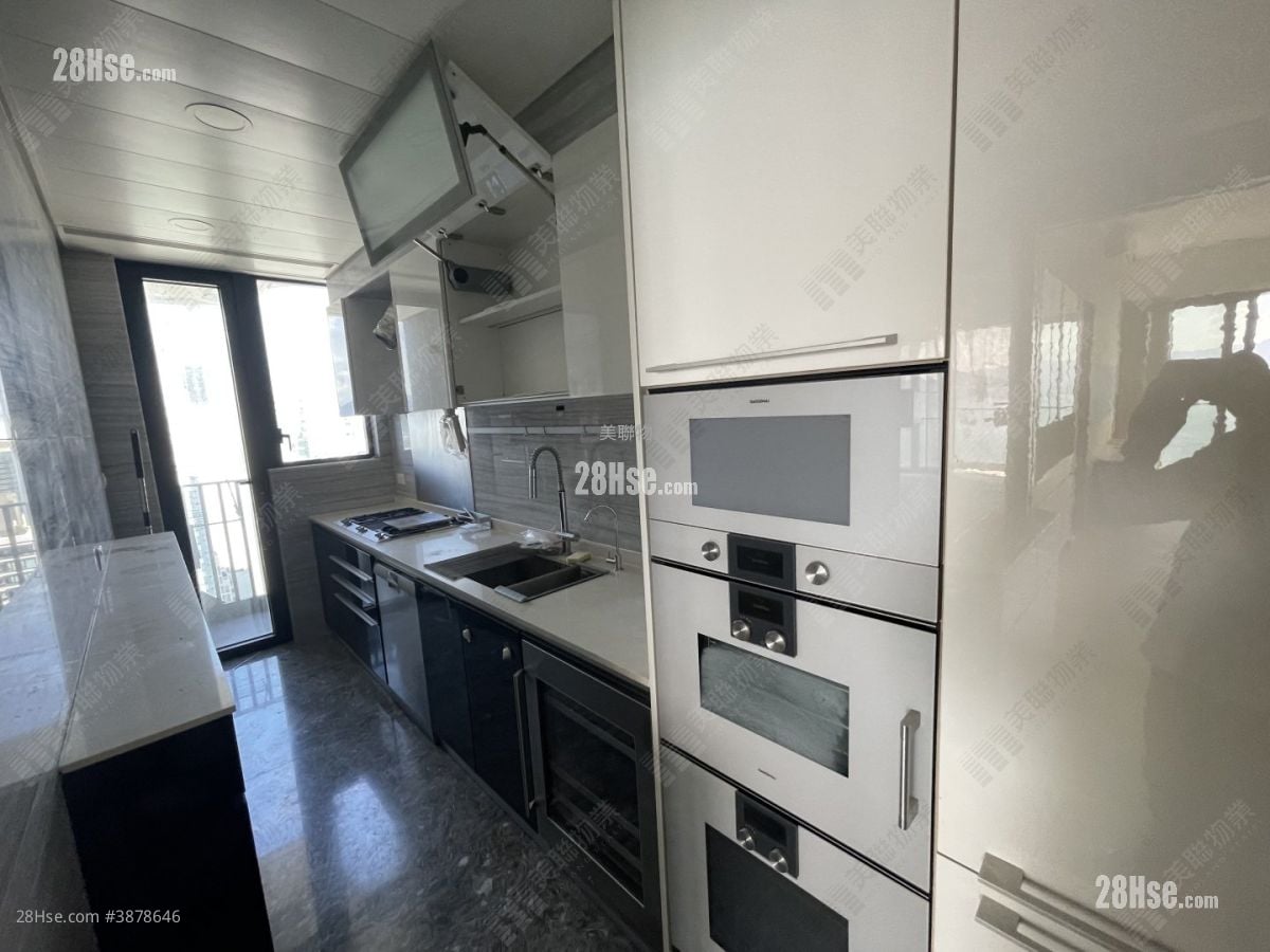 Upton Rental 1,694 ft²