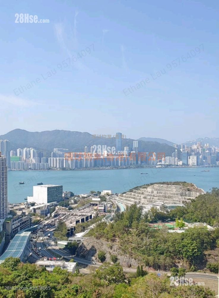 Hong Nga Court Sell 3 Bedrooms , 1 Bathroom 606 ft²