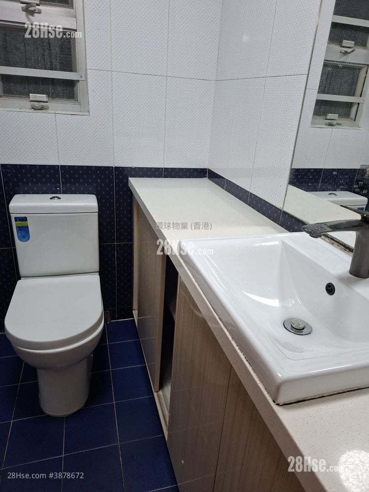 Kai Tin Tower Sell 2 Bedrooms , 1 Bathroom 469 ft²