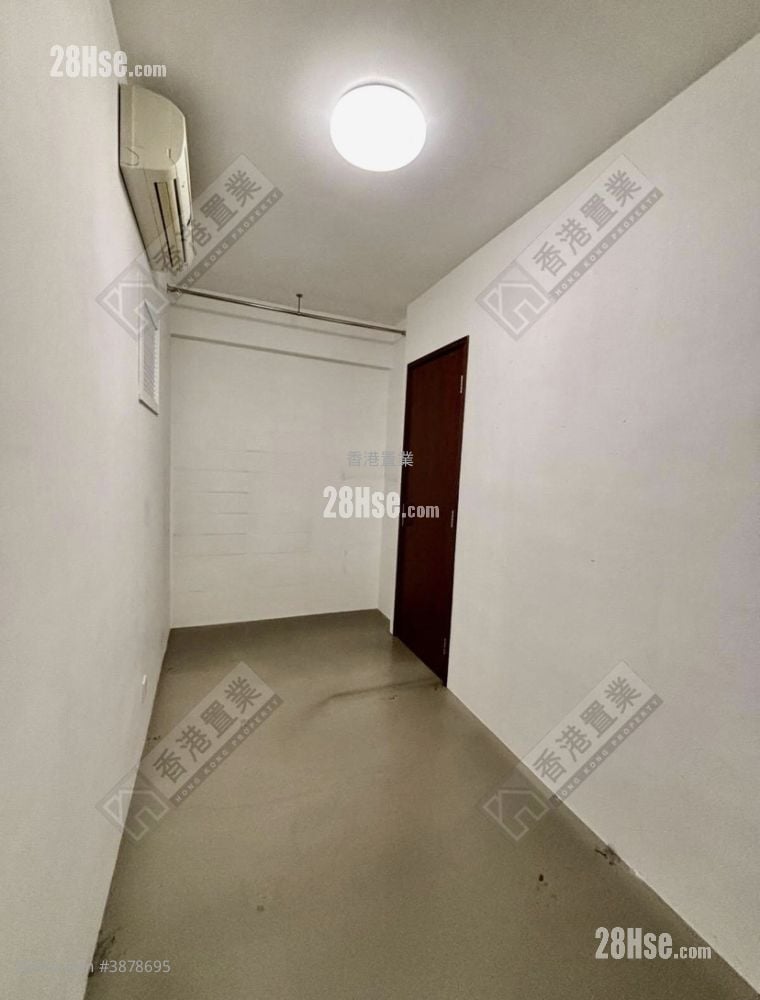 Park Island Sell 2 Bedrooms , 1 Bathroom 526 ft²