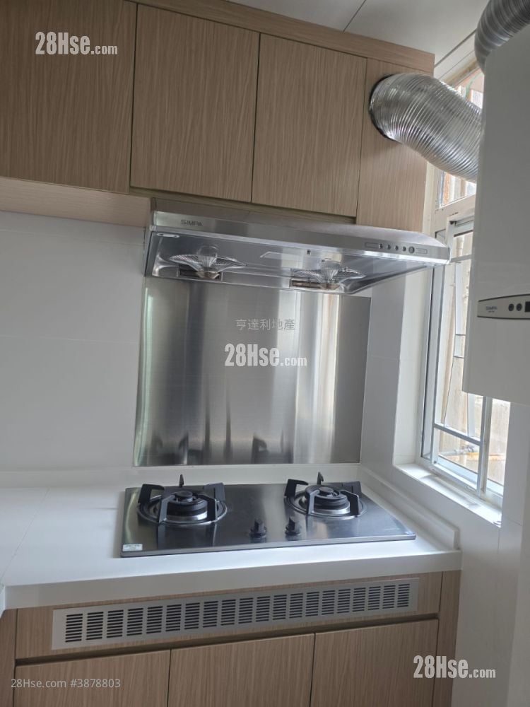 Hung Lee Building Sell 1 Bedroom , 1 Bathroom 286 ft²