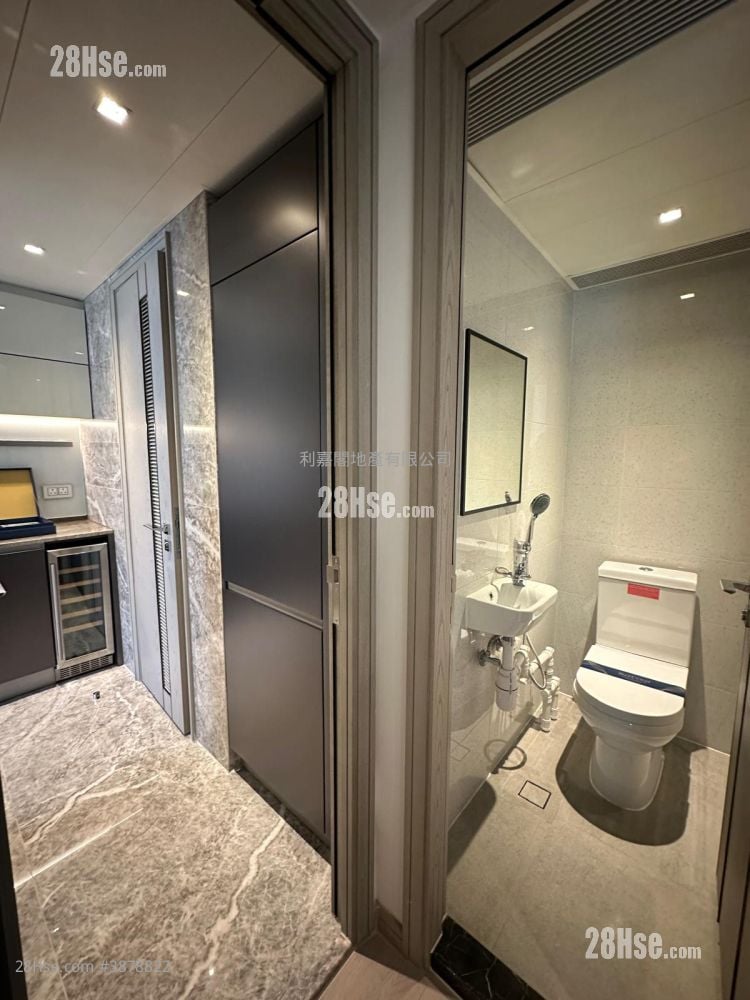 The Southside Rental 3 Bedrooms 750 ft²