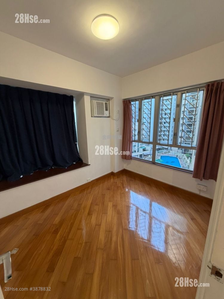 The Bonham Mansion Rental 2 Bedrooms , 1 Bathroom 431 ft²