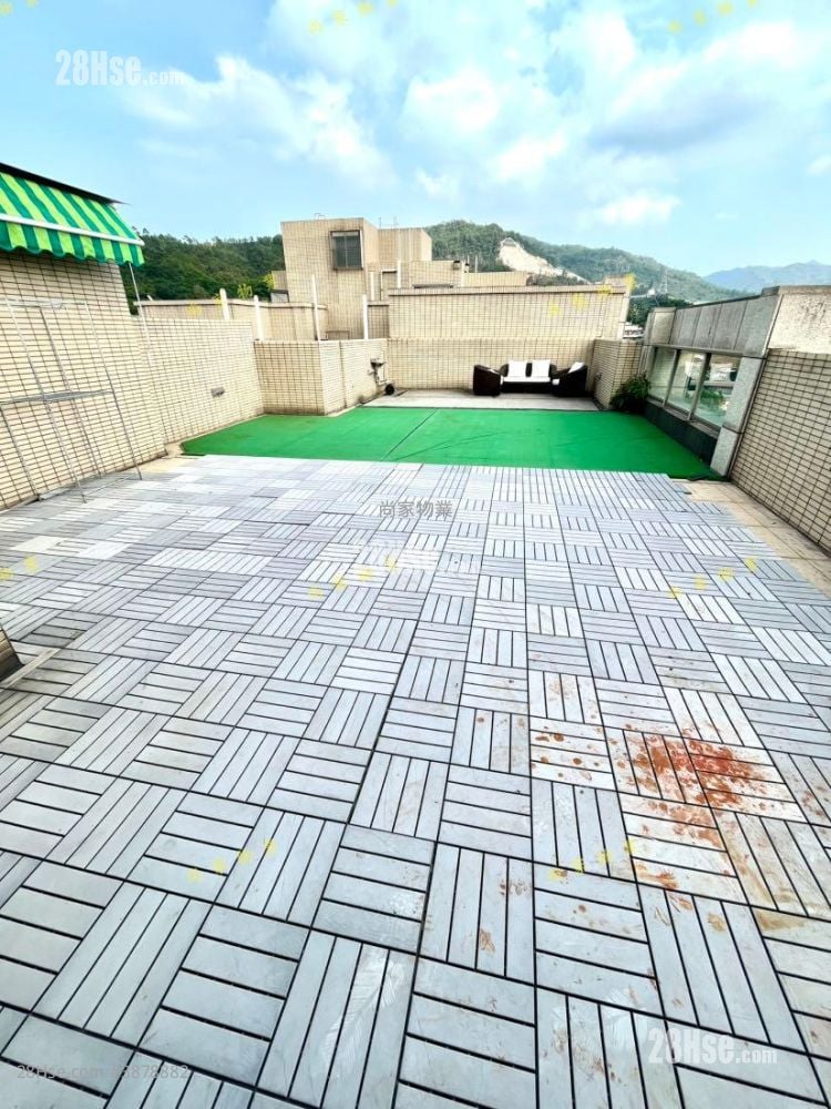 溱林 租盘 5+ 房 , 4 浴室 1,221 平方尺