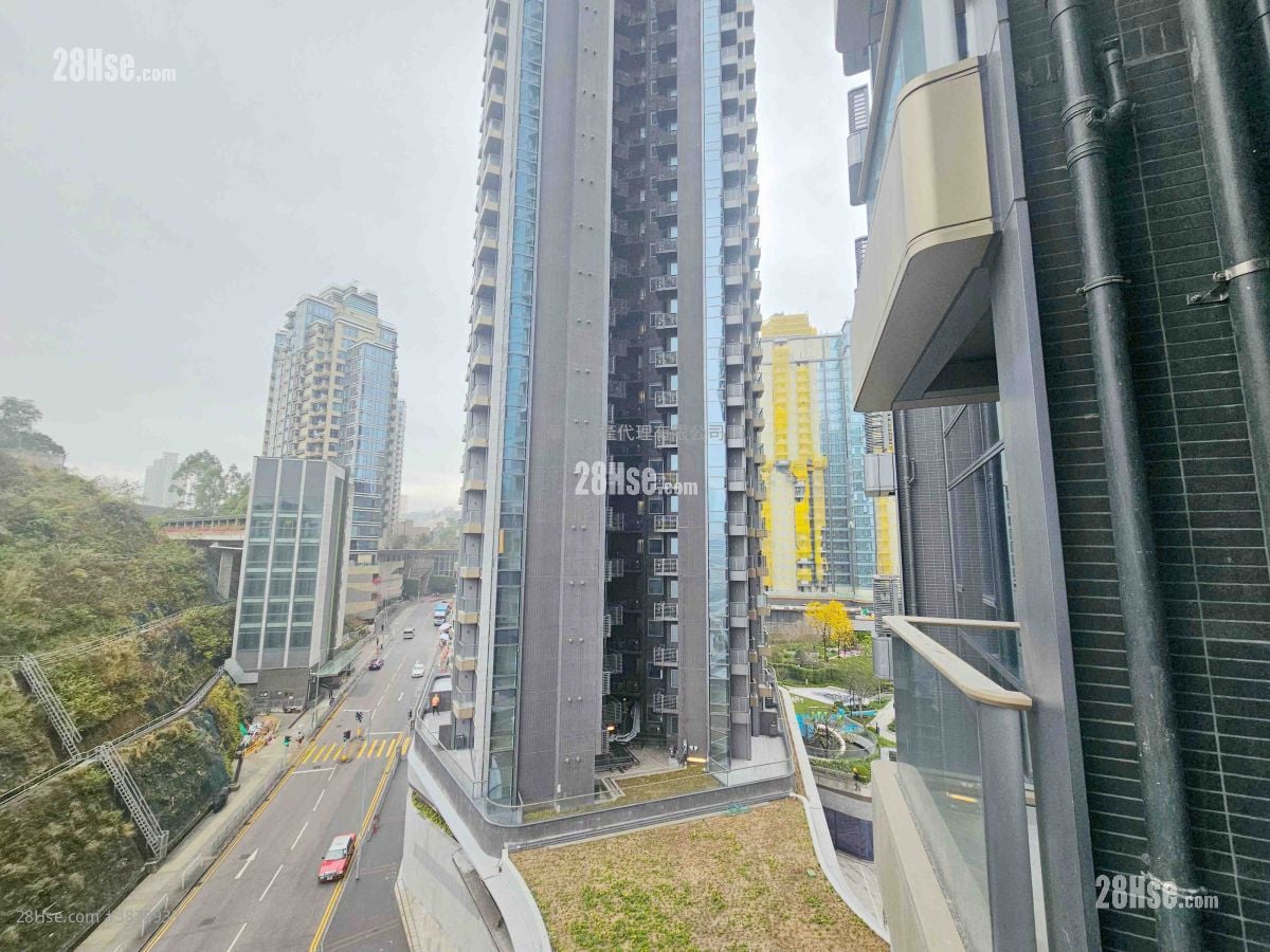 In One Rental 2 Bedrooms , 2 Bathrooms 576 ft²