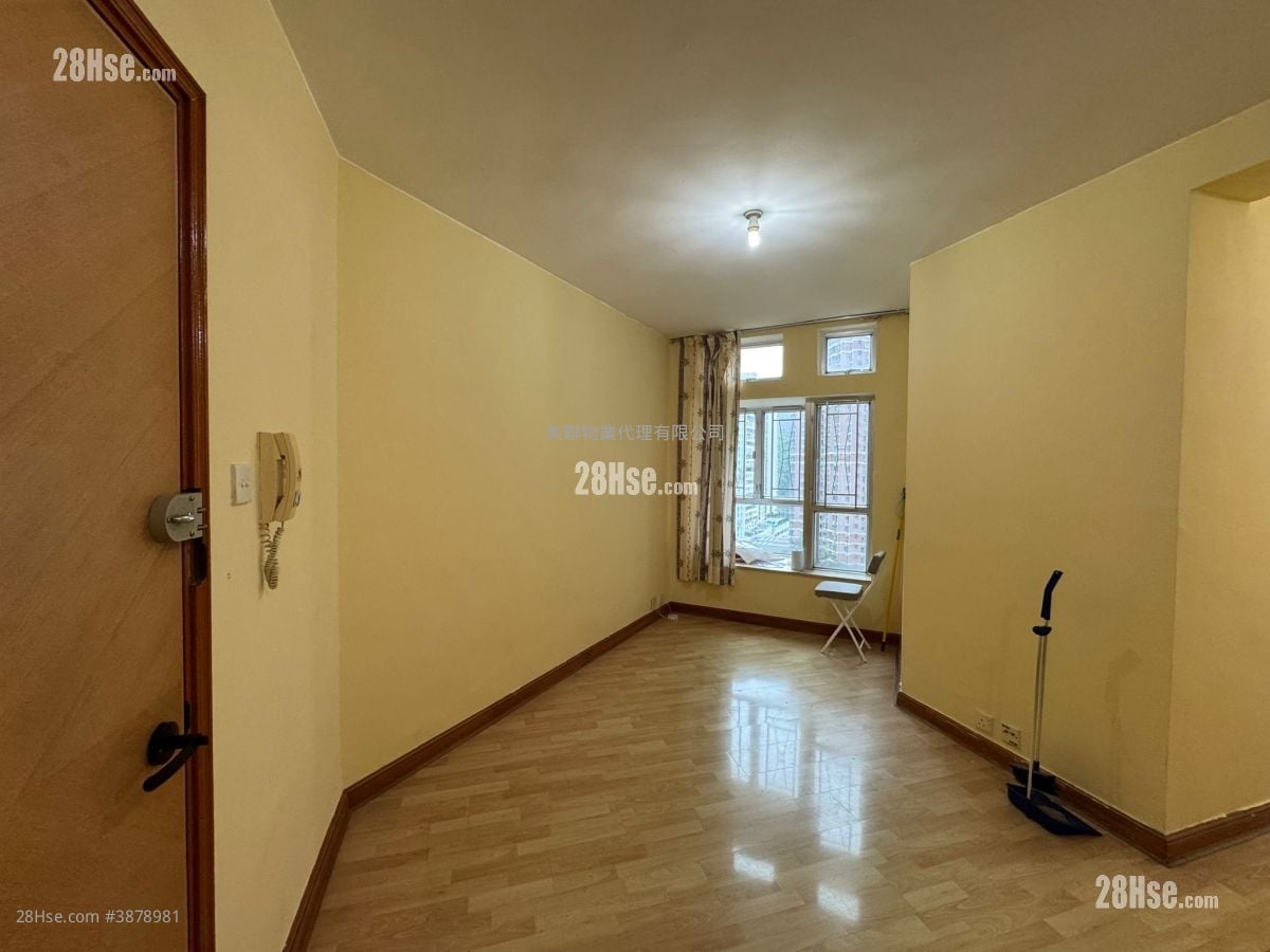 Discovery Park Rental 2 Bedrooms , 1 Bathroom 477 ft²
