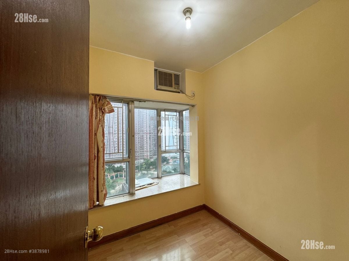 Discovery Park Rental 2 Bedrooms , 1 Bathroom 477 ft²