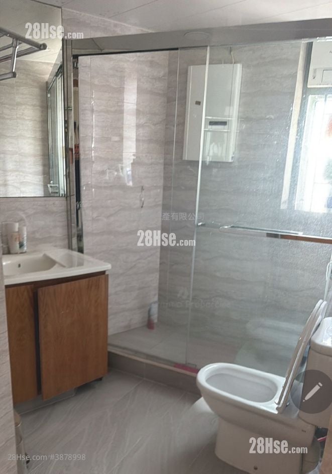 Villa Oceania Sell 4 Bedrooms , 2 Bathrooms 947 ft²