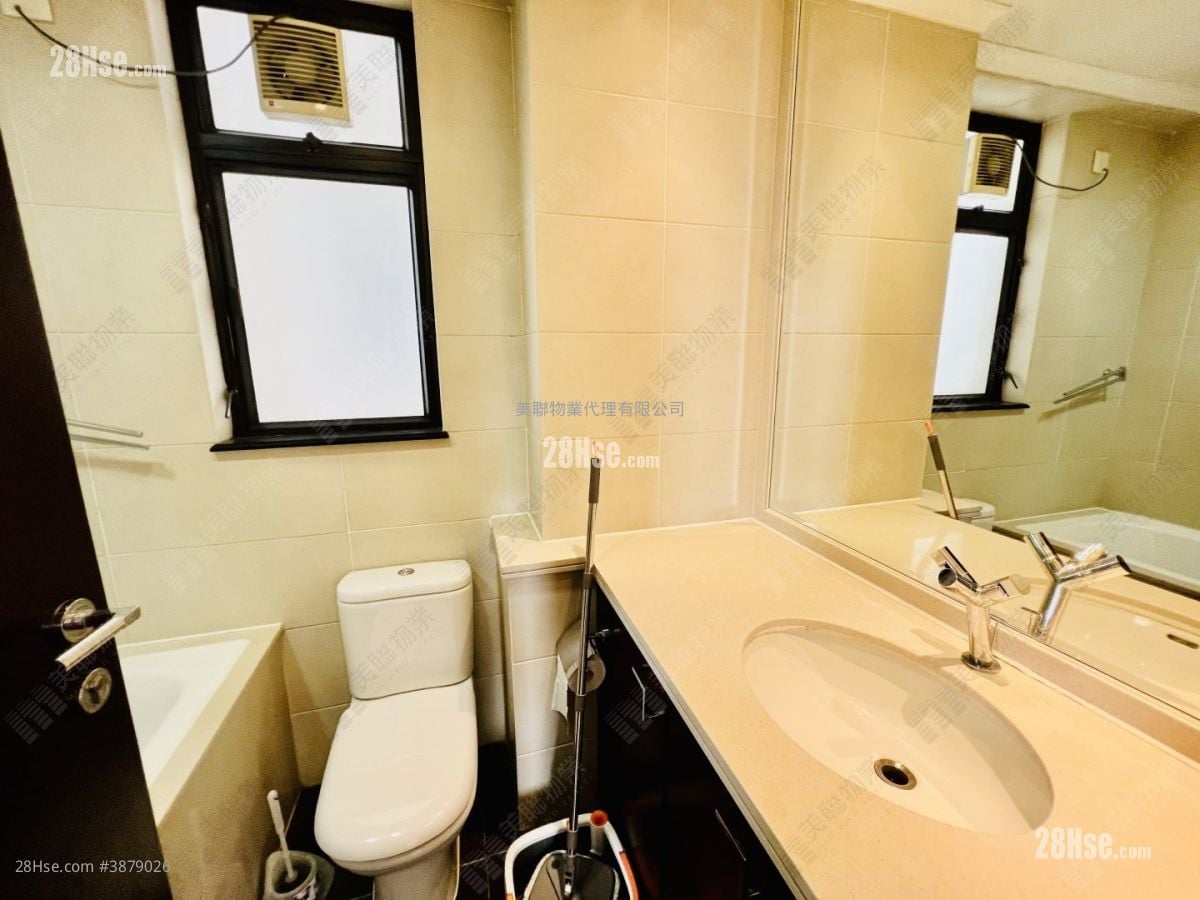 Sky Garden Sell 2 Bedrooms , 2 Bathrooms 640 ft²
