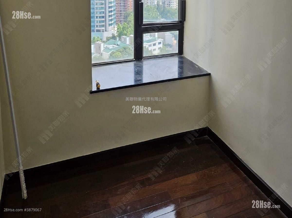 Sky Garden Sell 2 Bedrooms , 2 Bathrooms 640 ft²