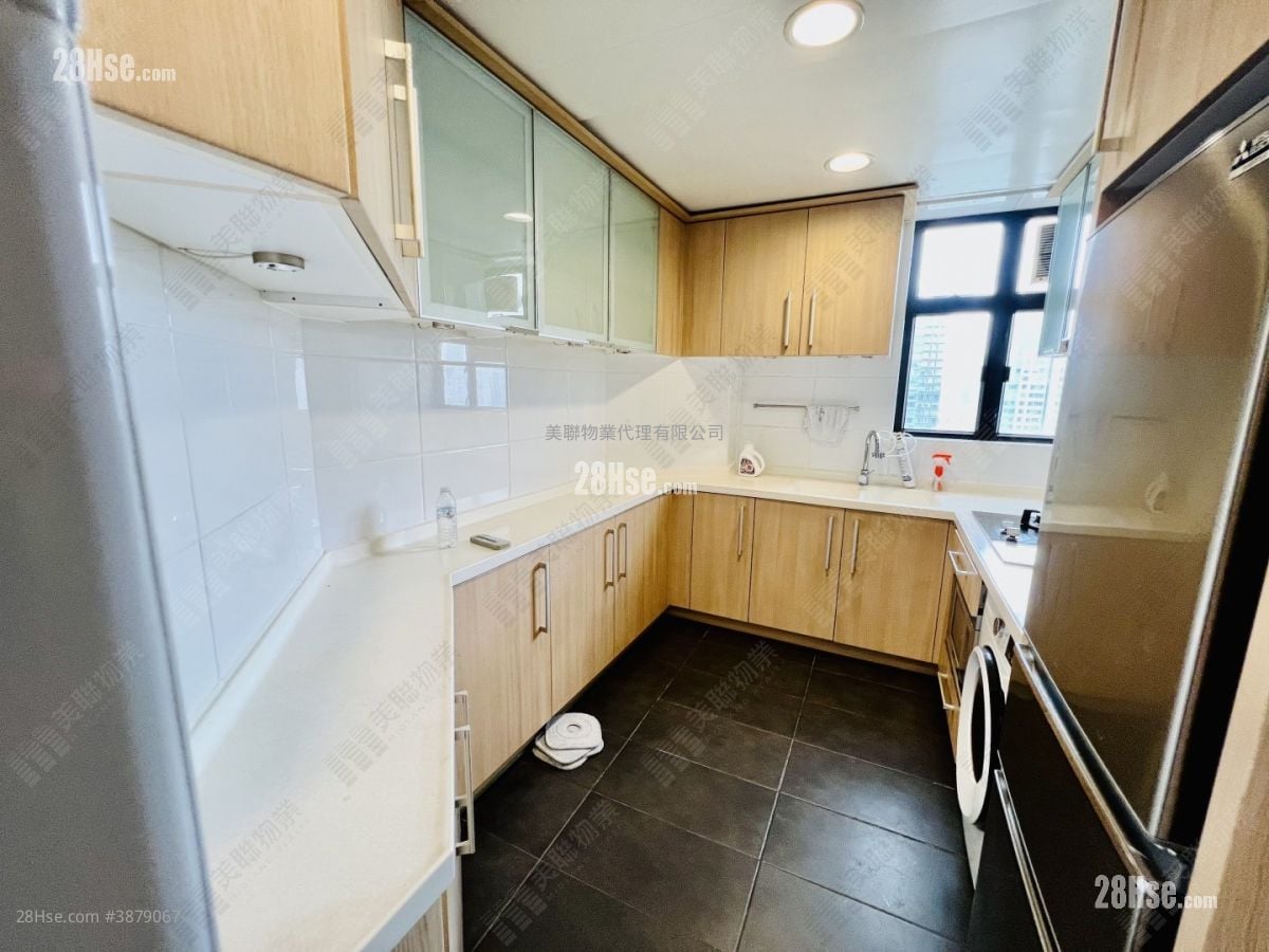 Sky Garden Sell 2 Bedrooms , 2 Bathrooms 640 ft²