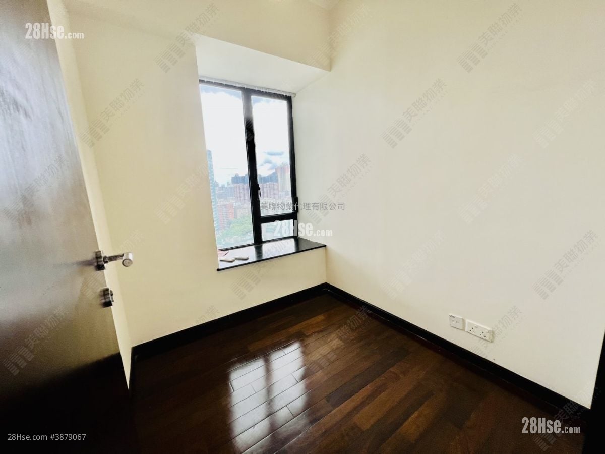 Sky Garden Sell 2 Bedrooms , 2 Bathrooms 640 ft²