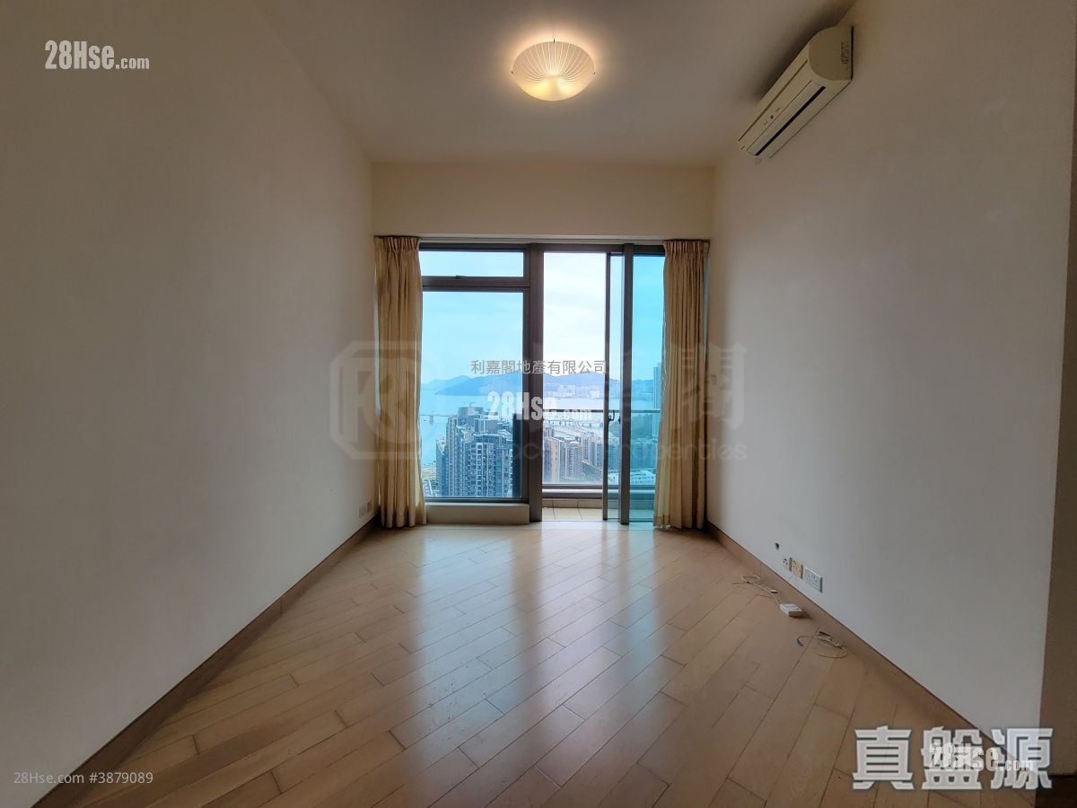 The Wings Sell 3 Bedrooms 874 ft²