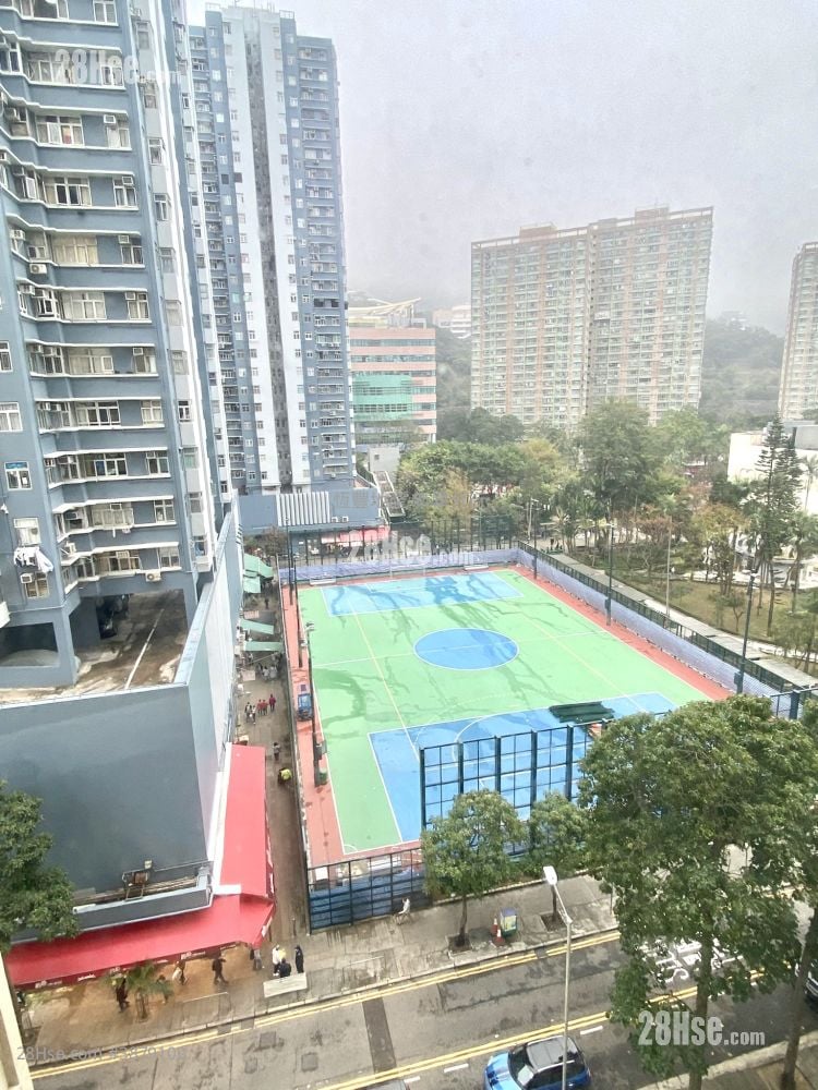Yee Tsui Court Rental 2 Bedrooms , 1 Bathroom 483 ft²