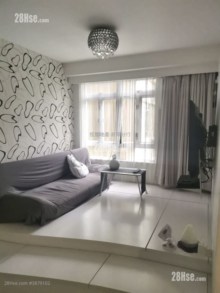 Yee Tsui Court Rental 2 Bedrooms , 1 Bathroom 483 ft²